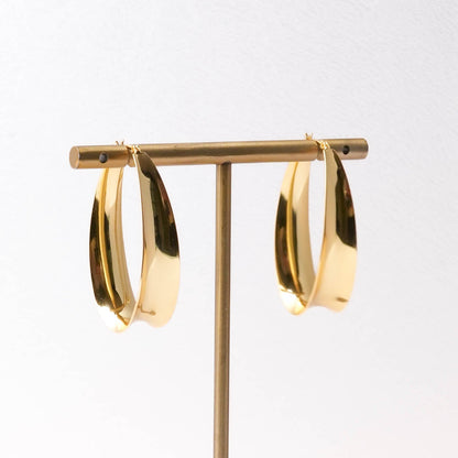 Golden Curves