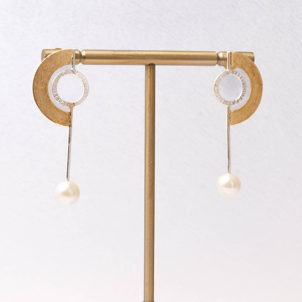 Moonlit Pearls (Gold)