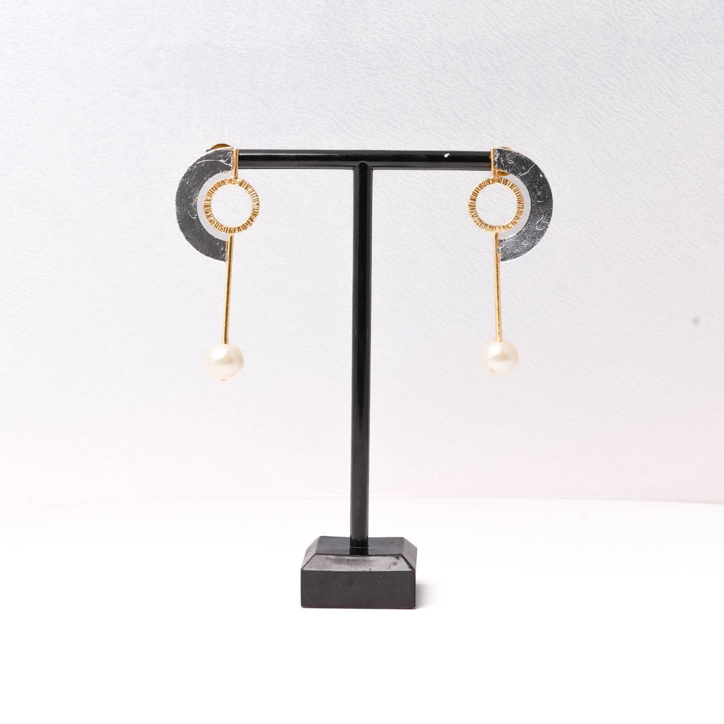 Moonlit Pearls (Silver)