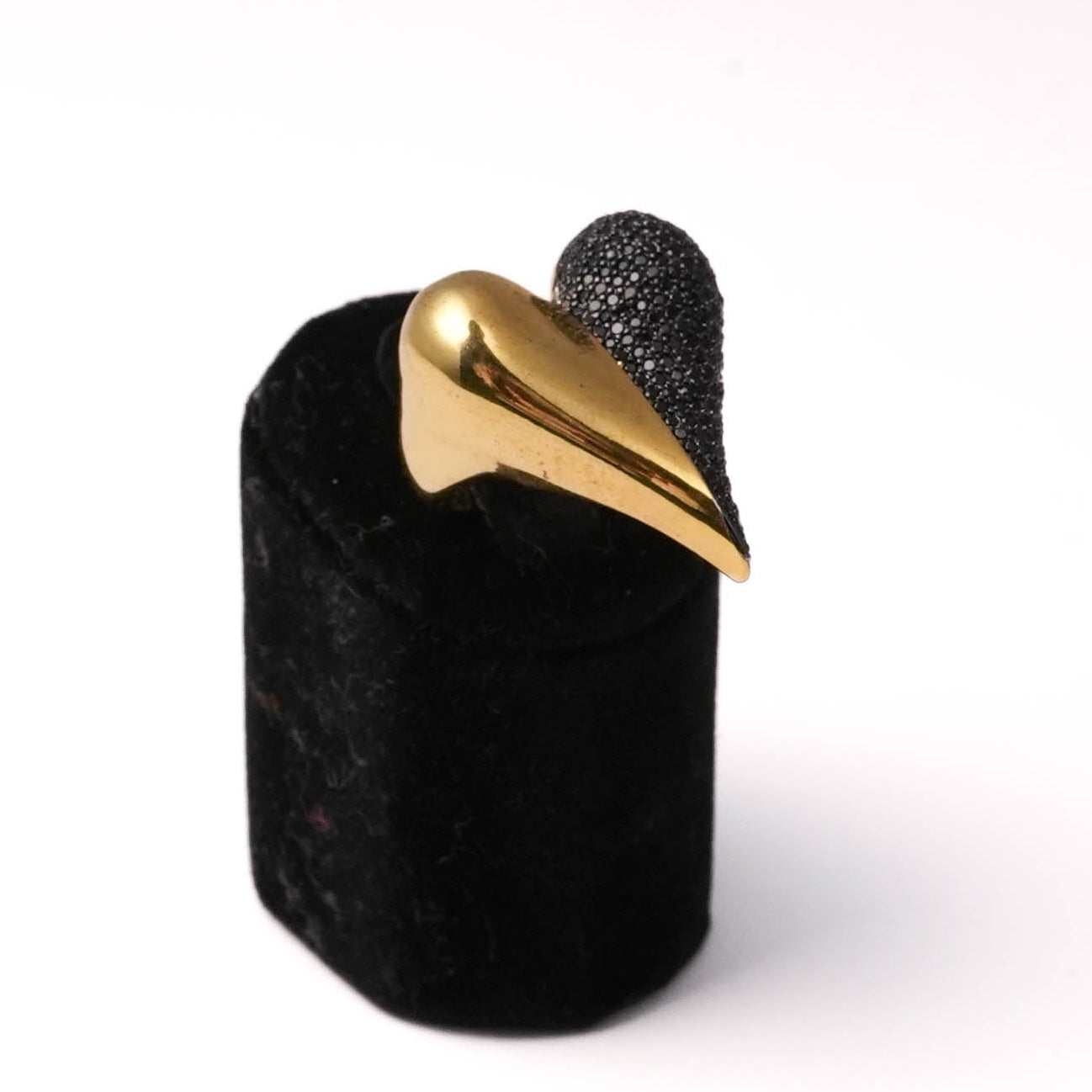 black sapphire