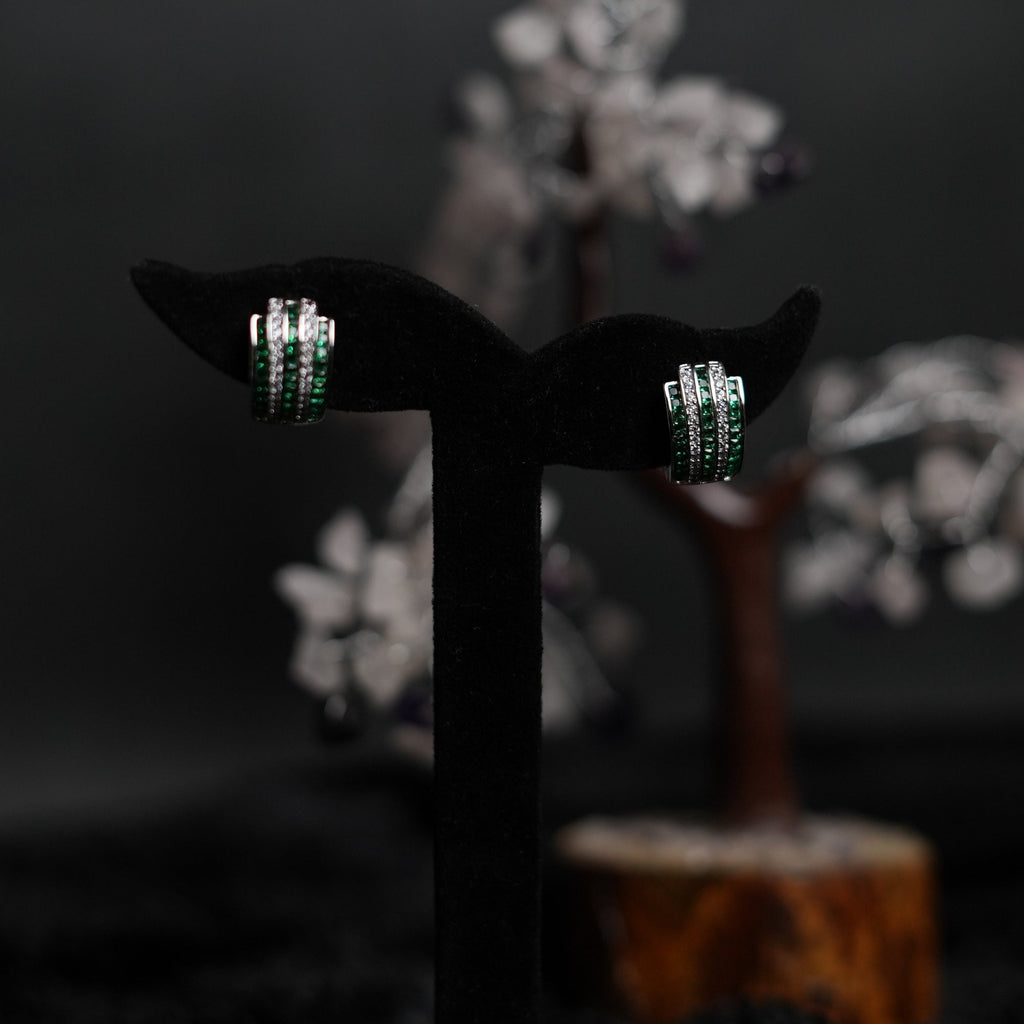 emerald round earring