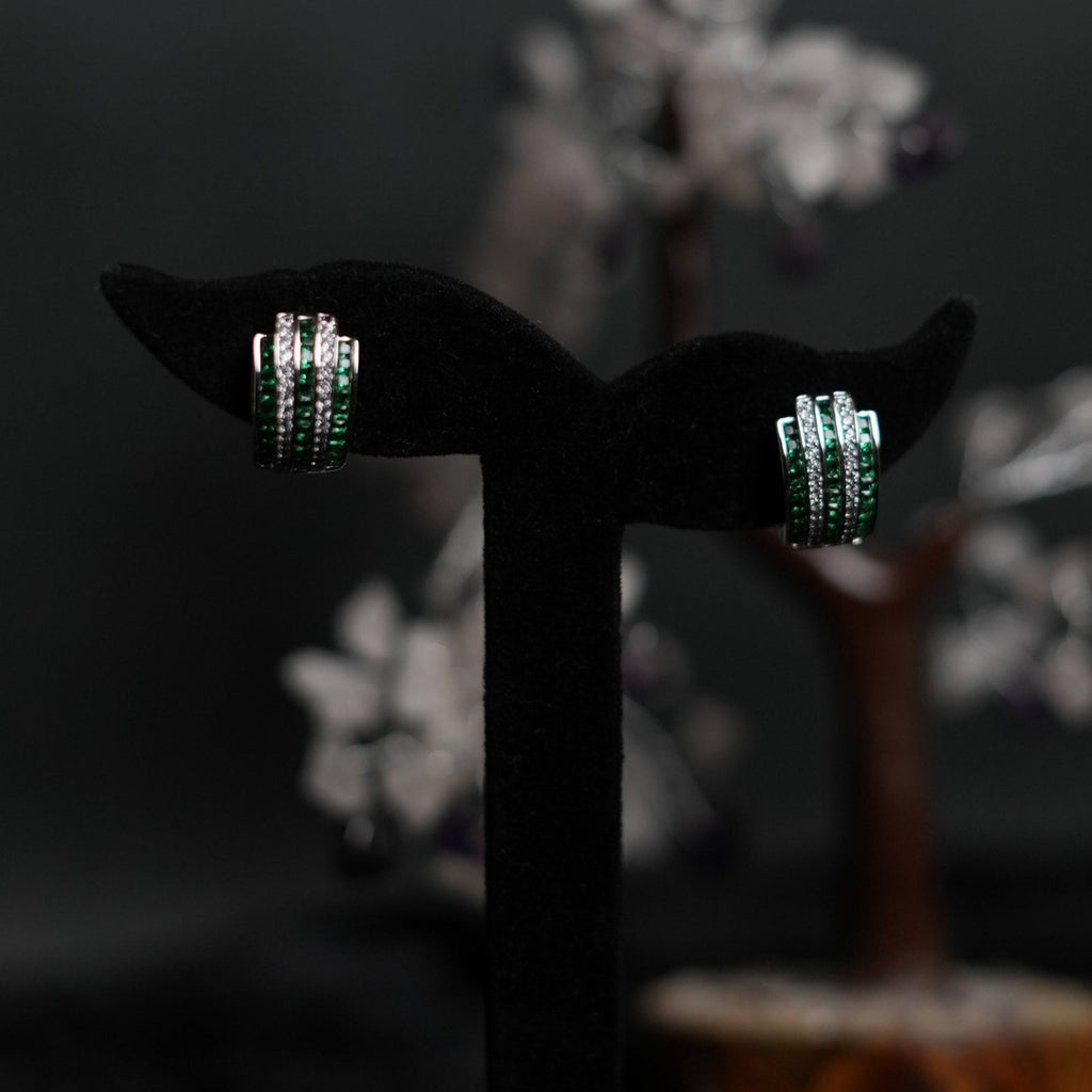 emerald round earring
