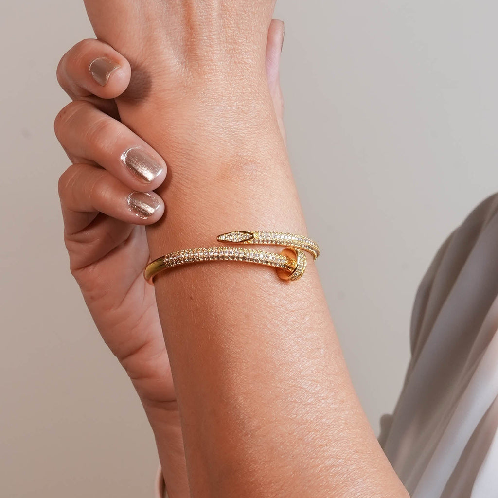 Glam Loop (Bracelet with free ring)