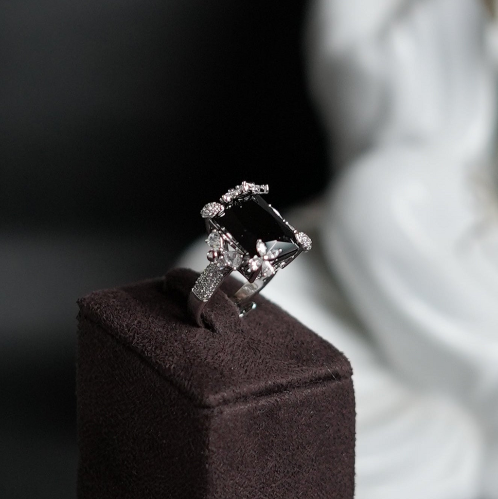 black sapphire onyx enchantress