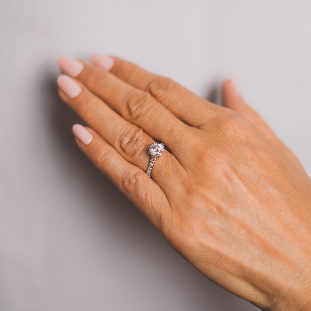 Solitaire Majesty (Size 6)