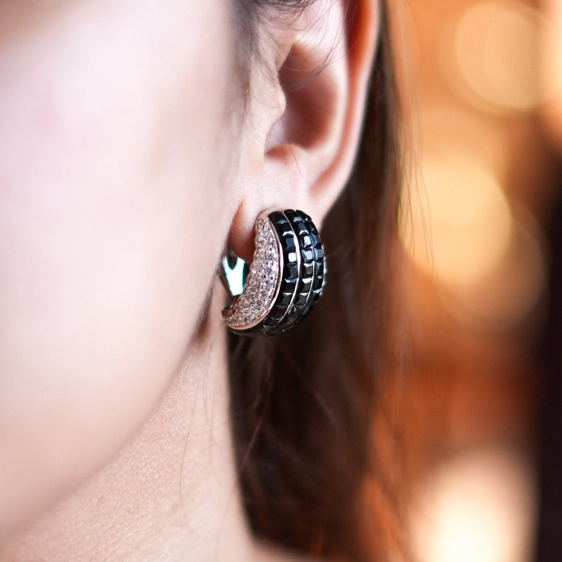 Eclipse Hoop – Black Sapphire