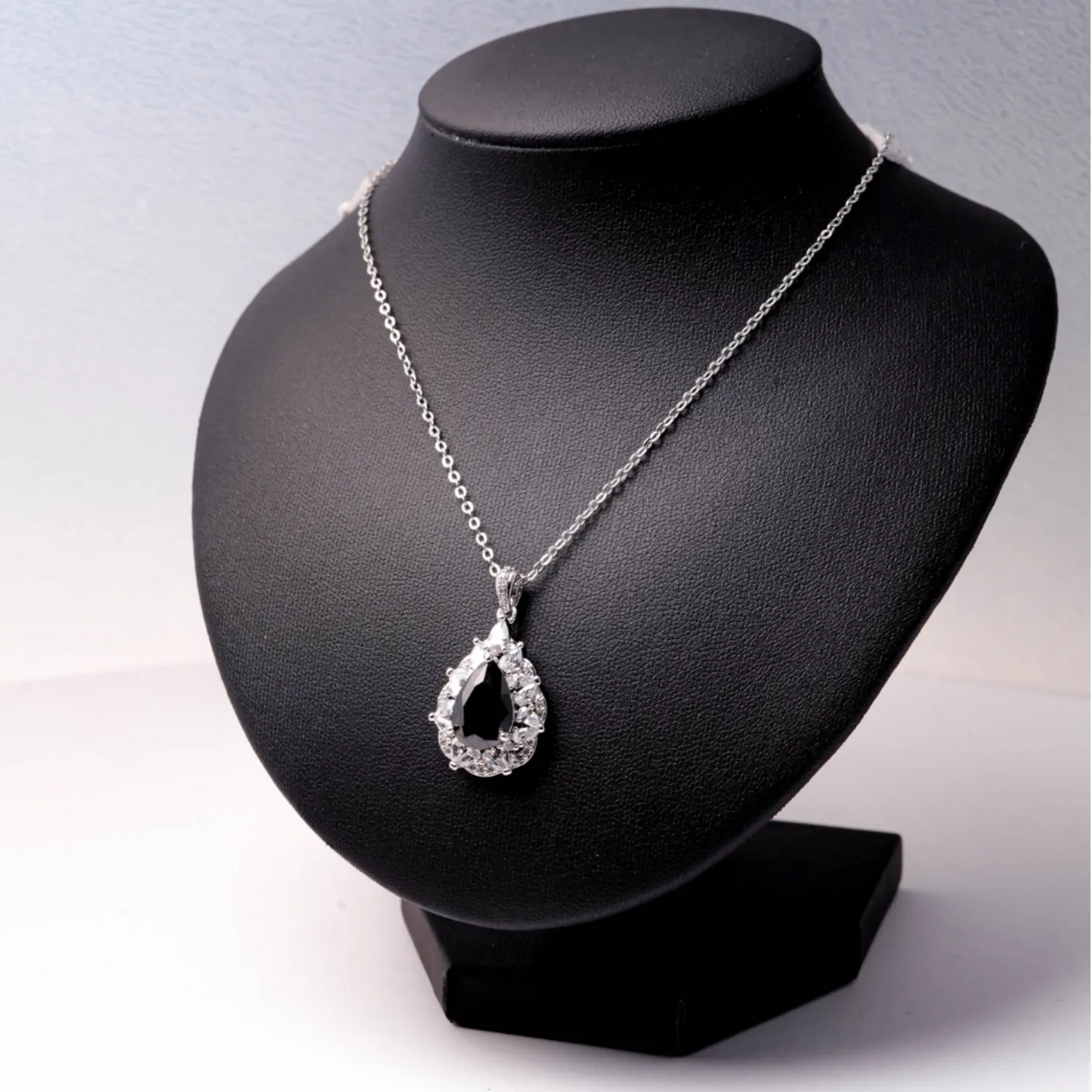 Lustre Affair