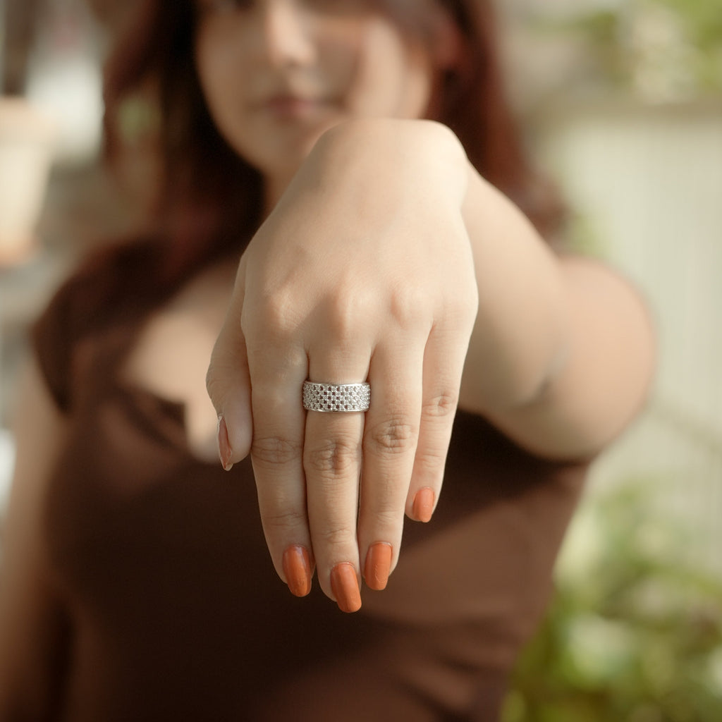 Celestial Web (Size 6)