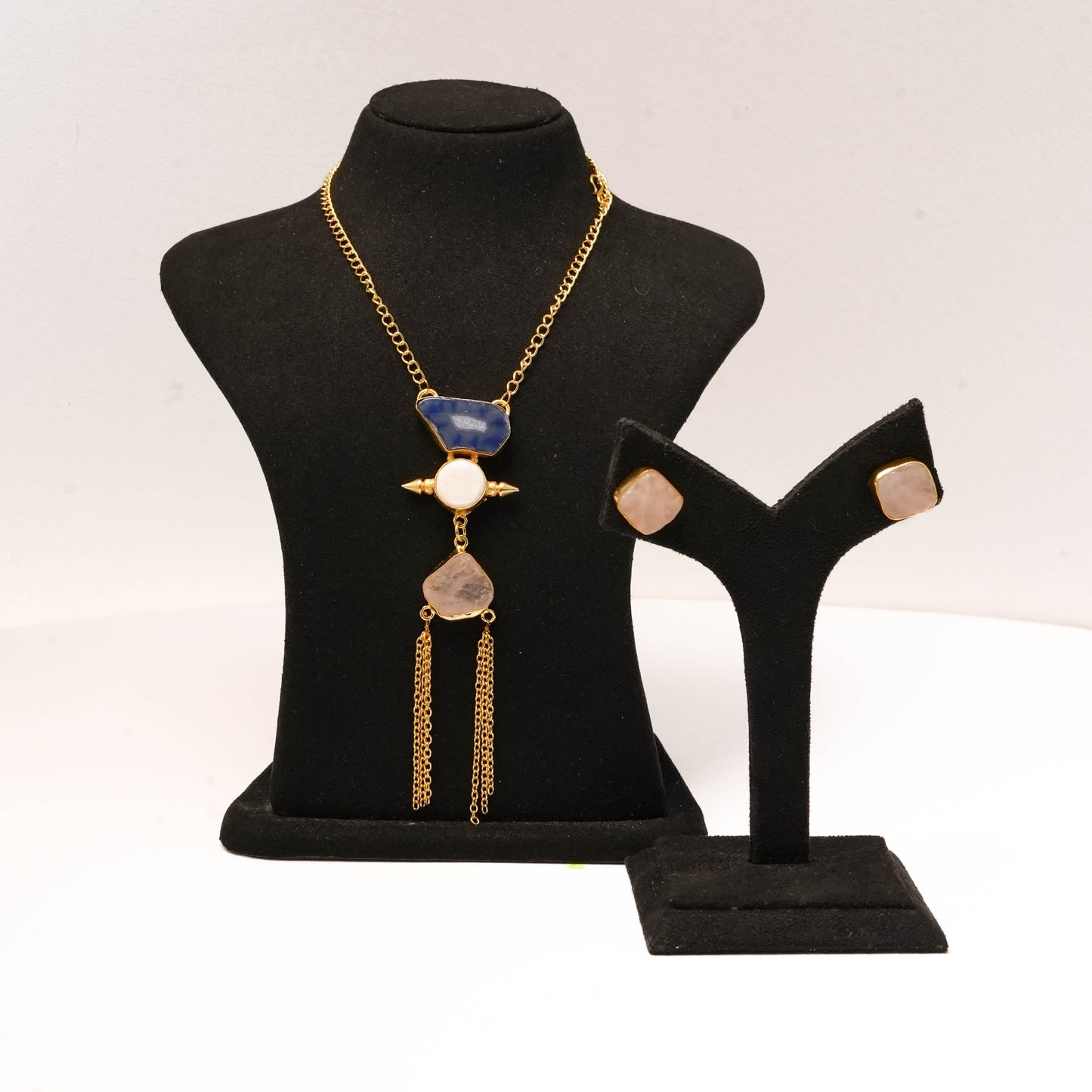 Belle Aura Necklace