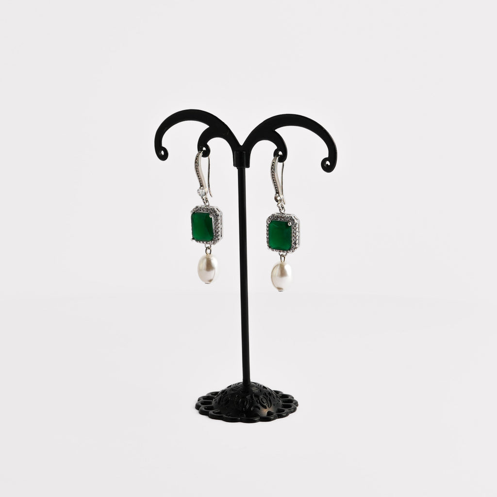 emerald pearl earring