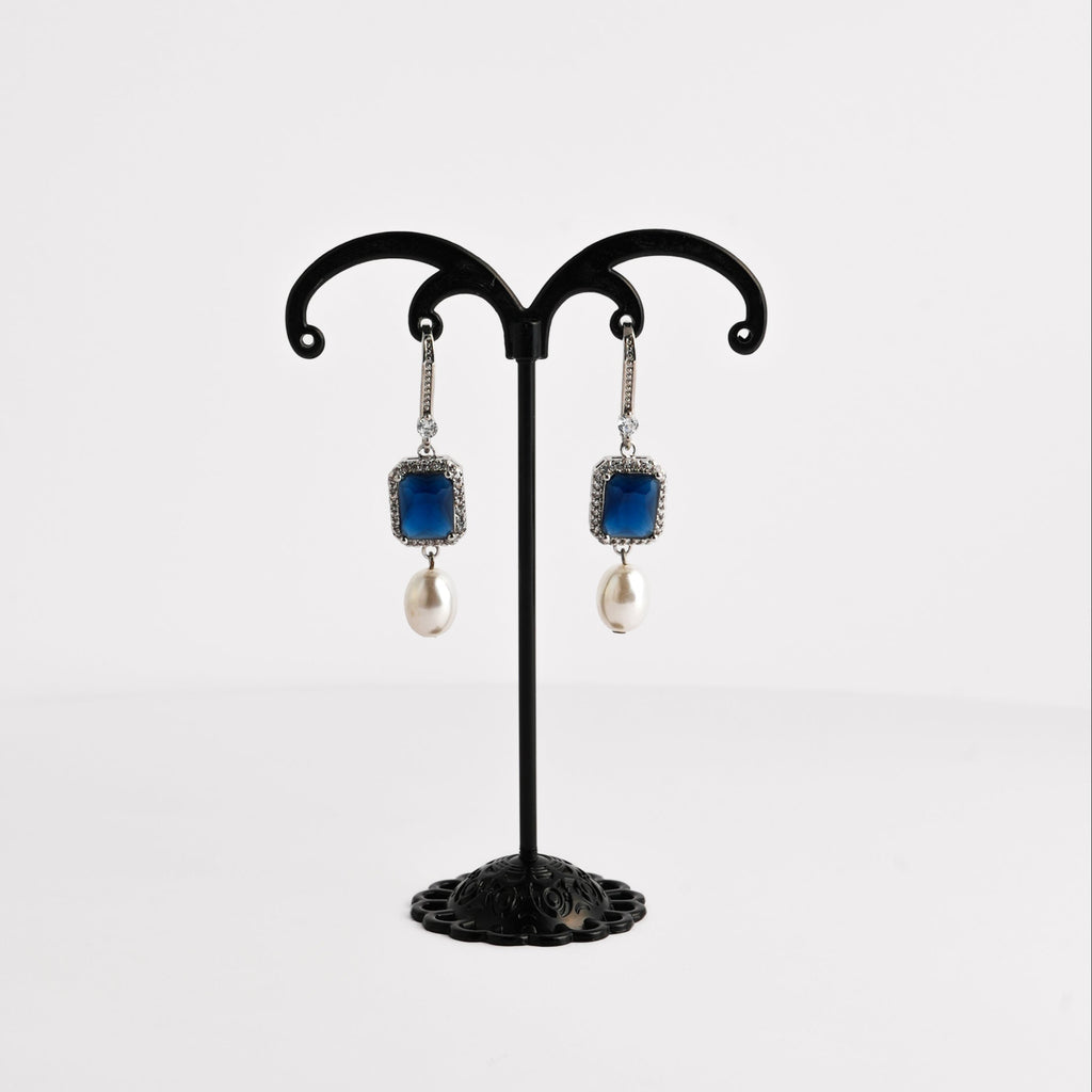 sapphire pearl earring