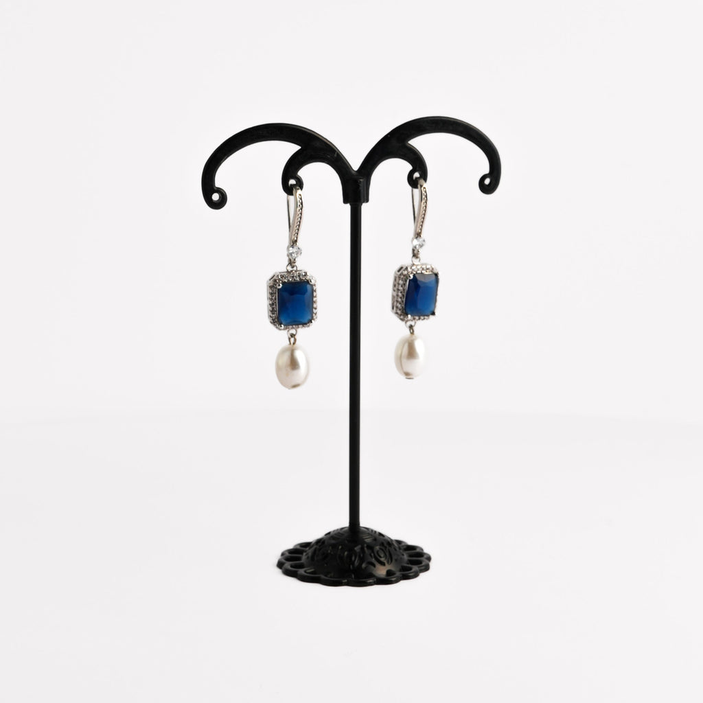 sapphire pearl earring