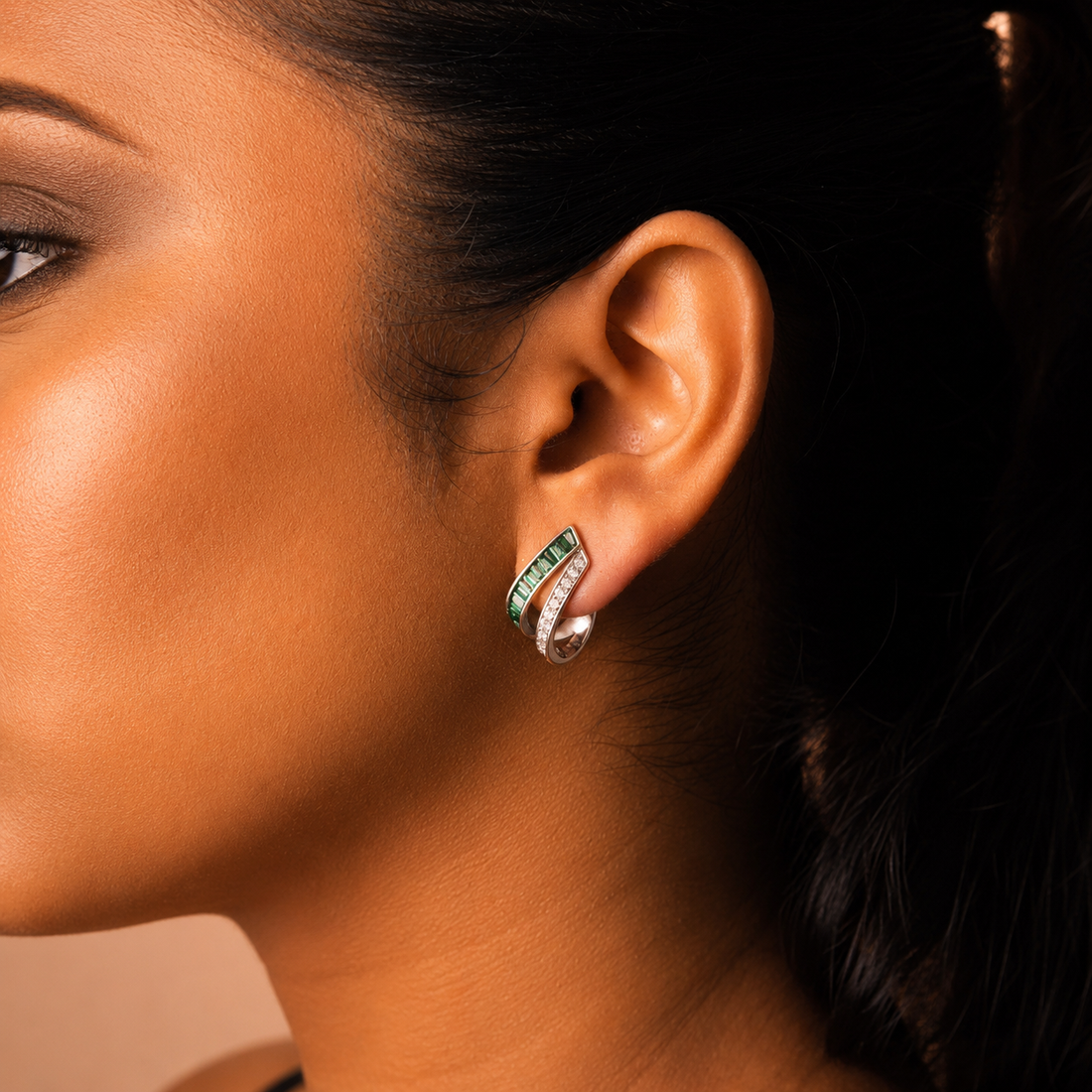 Parallel Glow – Emerald