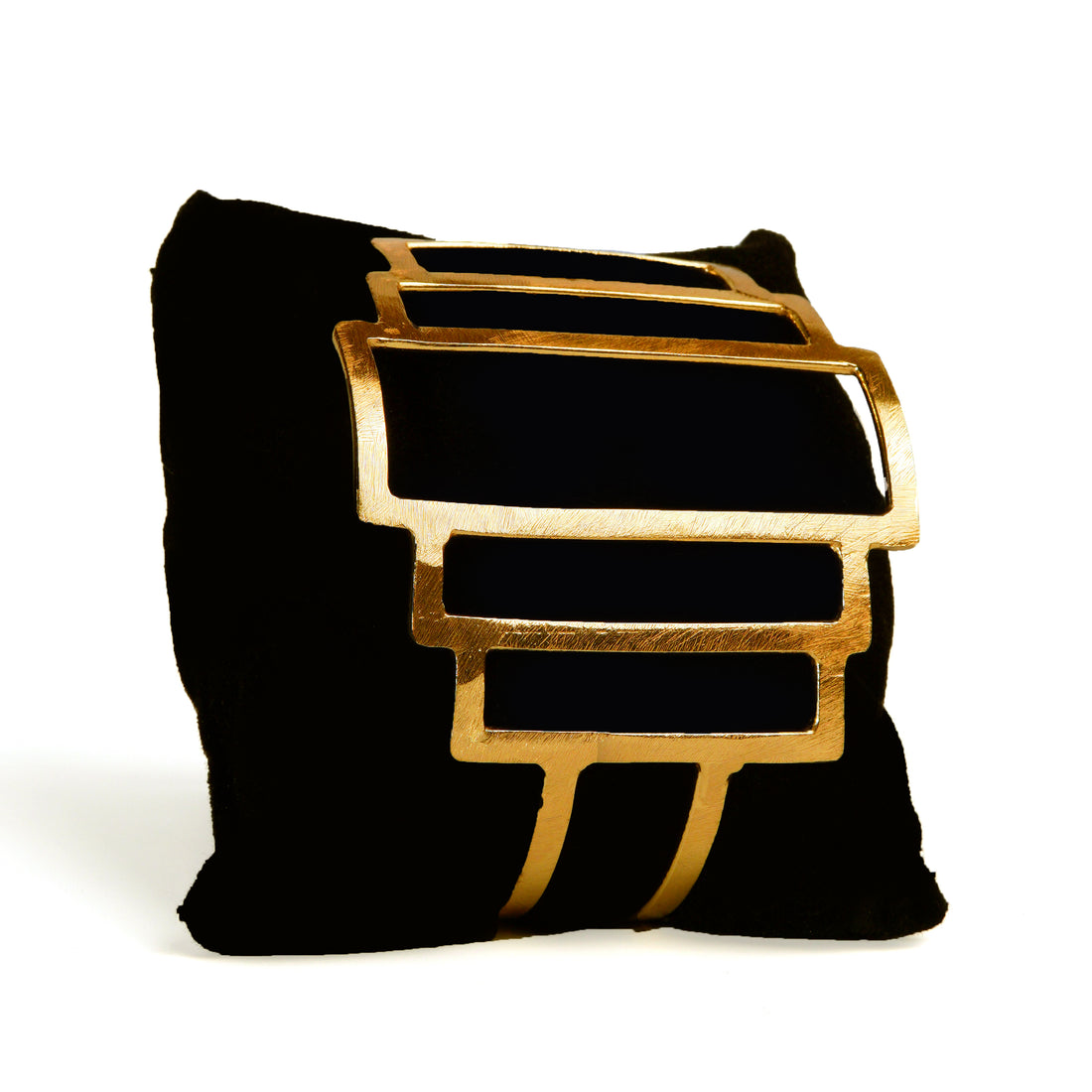 Structured gold cuff