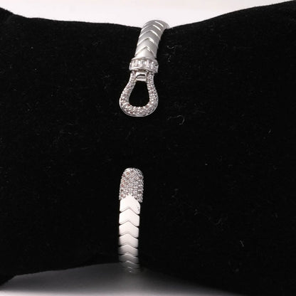 Eternal Loop cuff