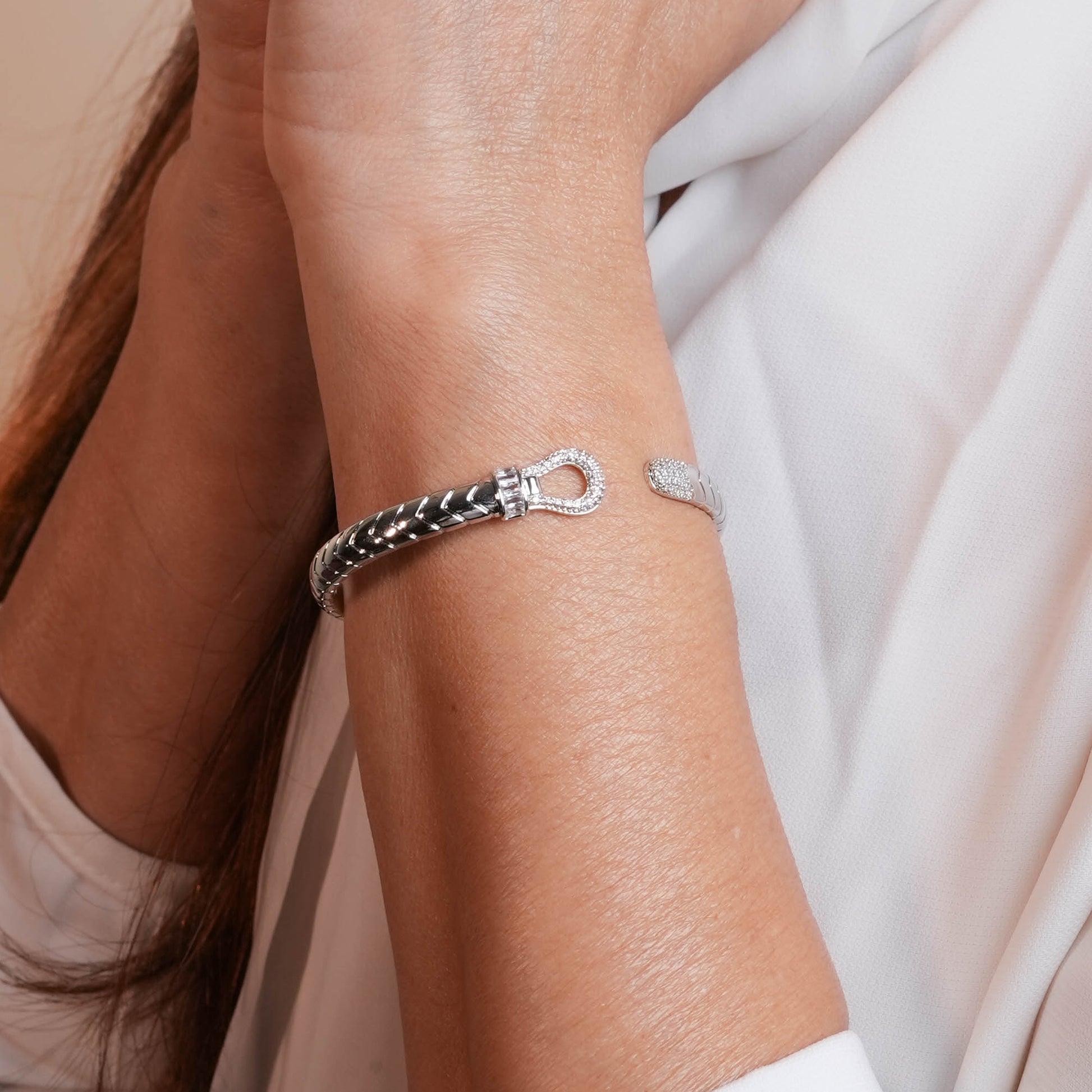 Eternal Loop cuff
